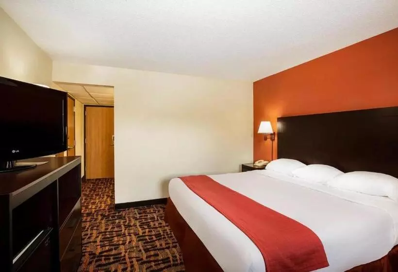 호텔 Super 8 By Wyndham Lawrence Ku