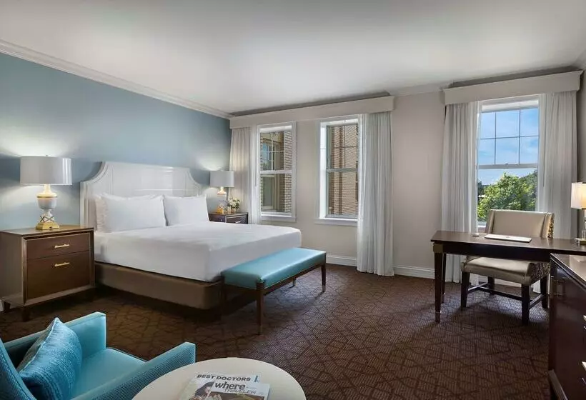 هتل The Royal Sonesta Chase Park Plaza St. Louis