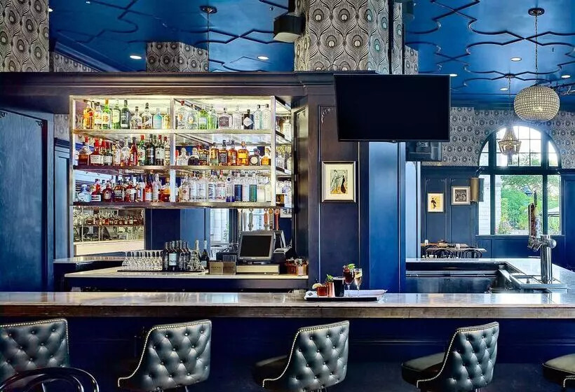 هتل The Royal Sonesta Chase Park Plaza St. Louis