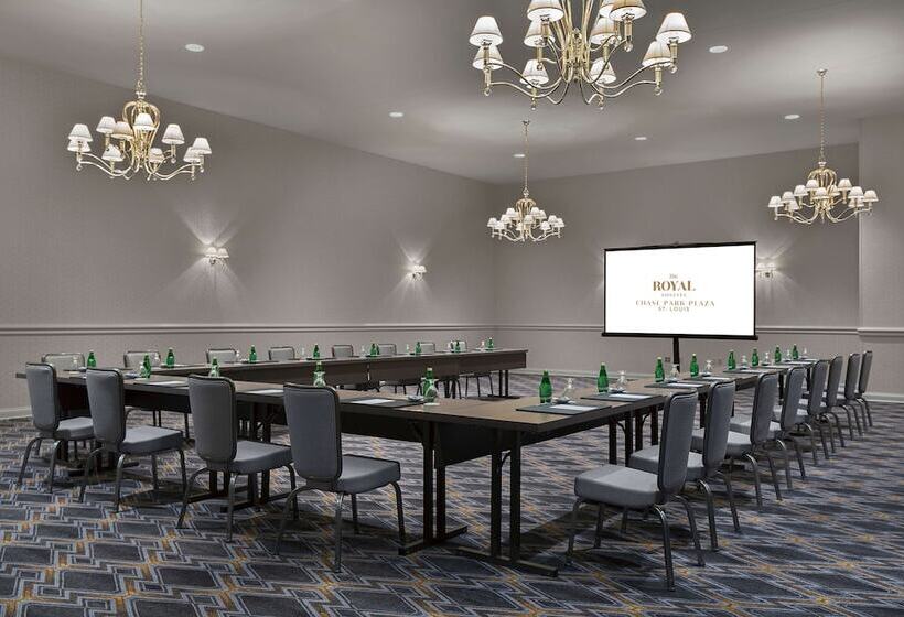 ホテル The Royal Sonesta Chase Park Plaza St. Louis