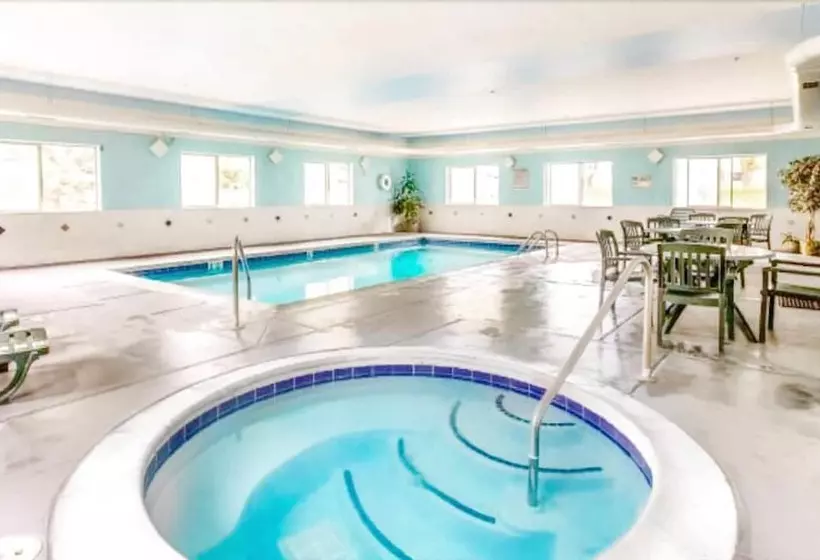 Отель Wingate By Wyndham New Castle Glenwood Springs