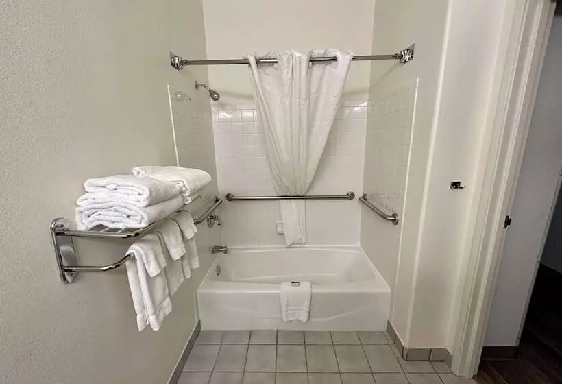 Отель Wingate By Wyndham New Castle Glenwood Springs