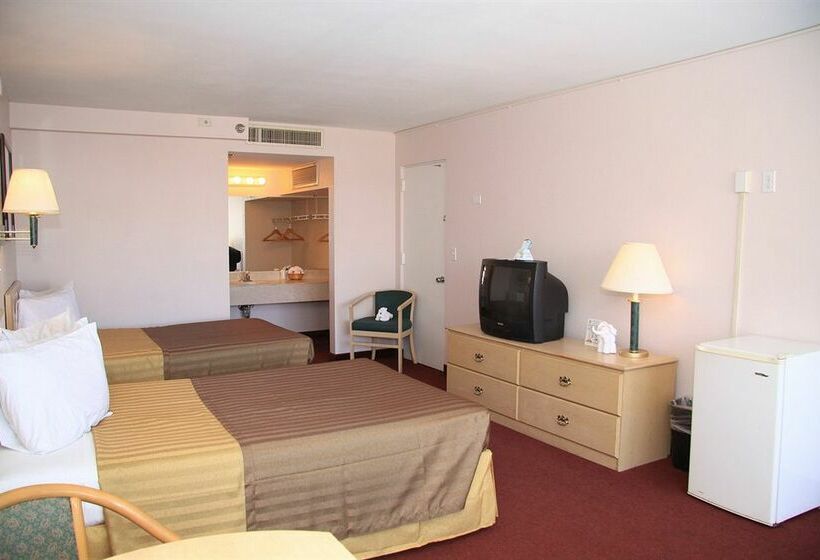 Magnuson Hotel Clearwater Beach