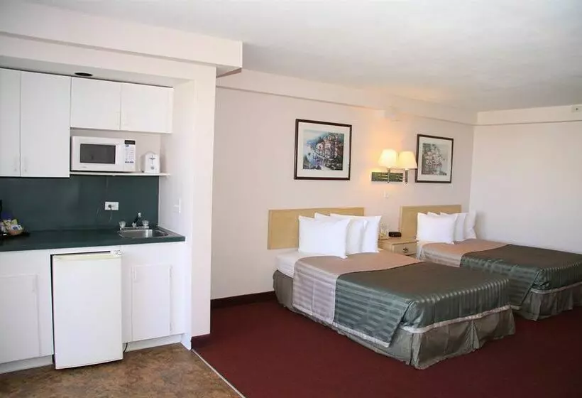 Magnuson Hotel Clearwater Beach