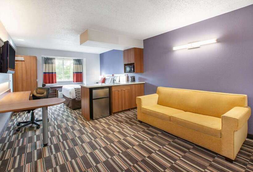 Microtel Inn & Suites By Wyndham Pittsburgh Airport
