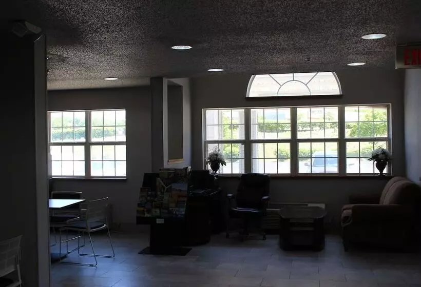 Microtel Inn & Suites By Wyndham Pittsburgh Airport