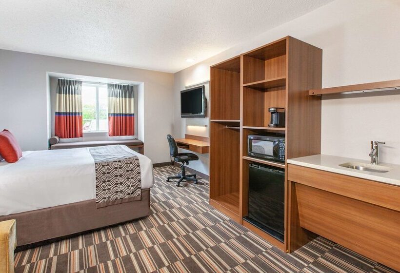 Microtel Inn & Suites By Wyndham Pittsburgh Airport
