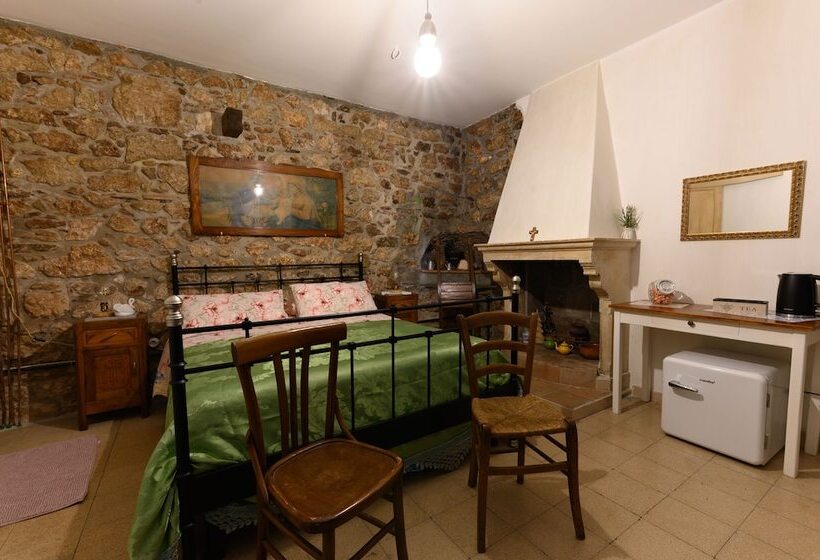 مبيت وإفطار La Casa Di Duilia