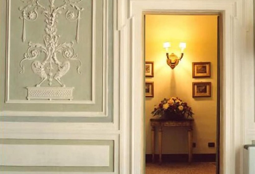 تختخواب و صبحانه Palazzo Tucci Residenza D'epoca