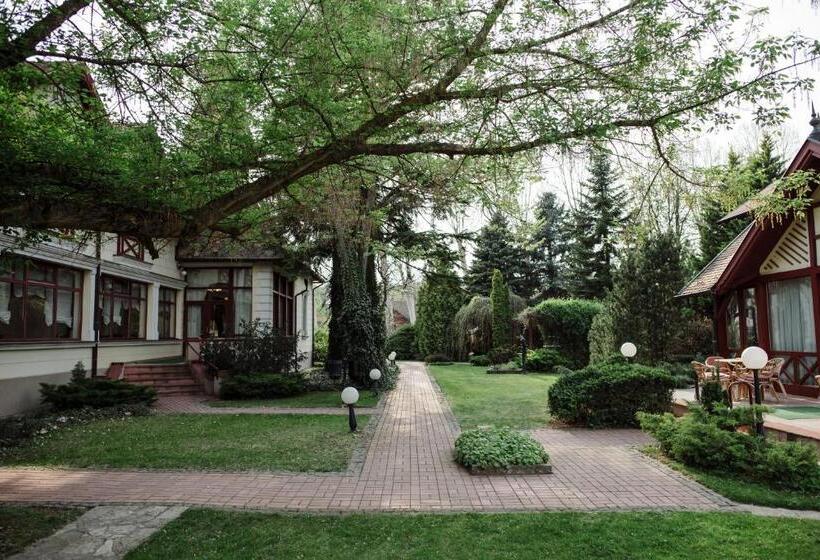 Garni Hotel Vila Milord Resort