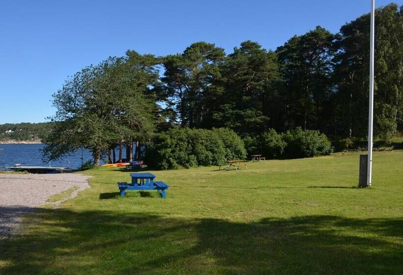 Vandrarhem, Hostel In Hällestrand Semesterby