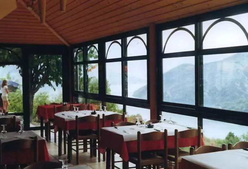 Hotelli Camping La Viste