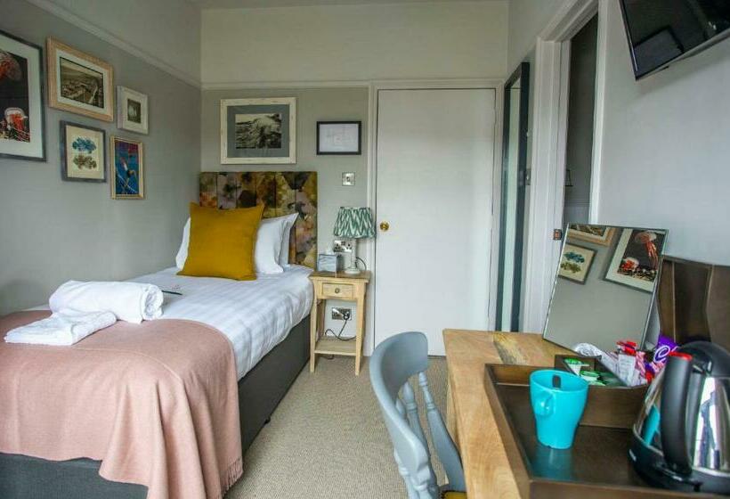 فندق Dunstan House