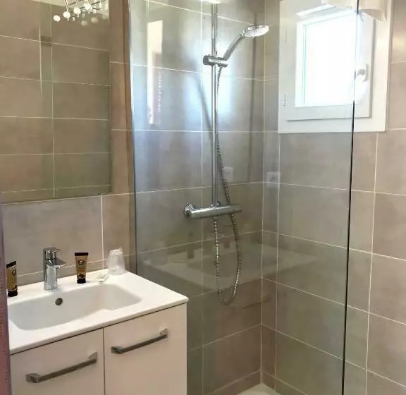 Hotelli Le Maset En Camargue