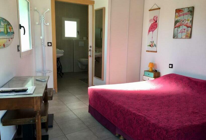 هتل Le Maset En Camargue