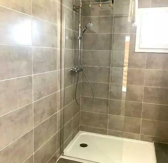 Hotelli Le Maset En Camargue