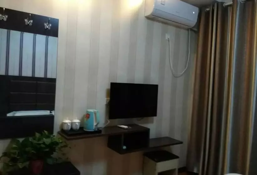 Hotelli Lele Business