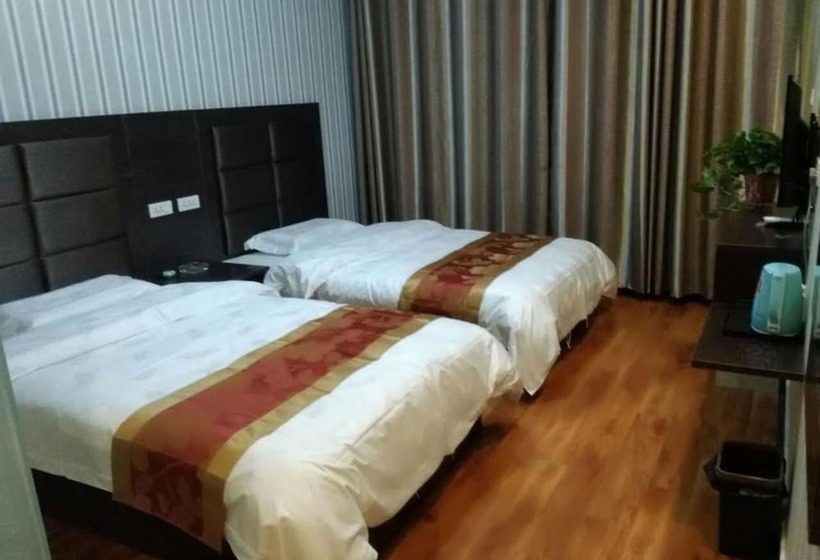 Отель Lele Business