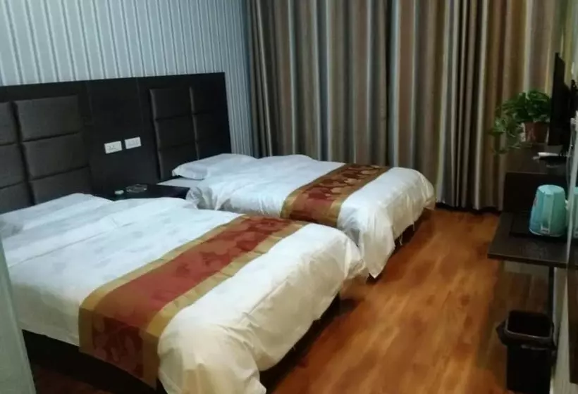 Hotelli Lele Business