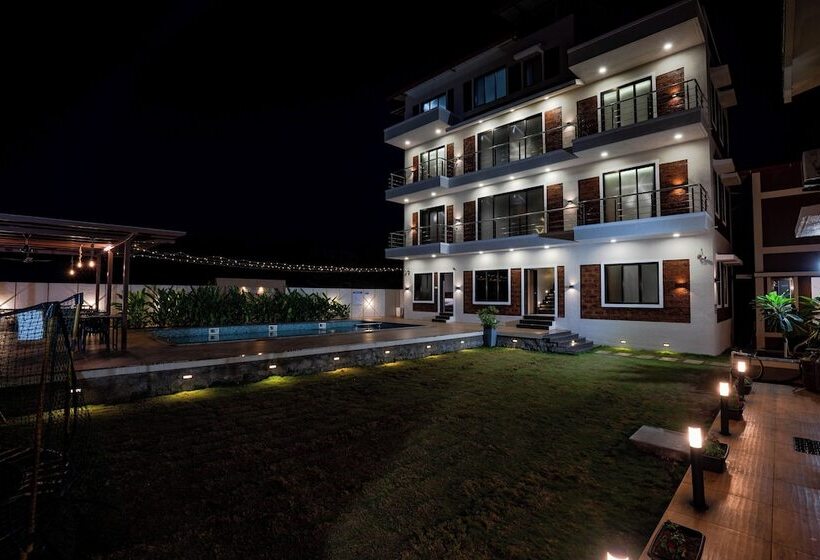 Szálloda Lotus The Lake View Resort