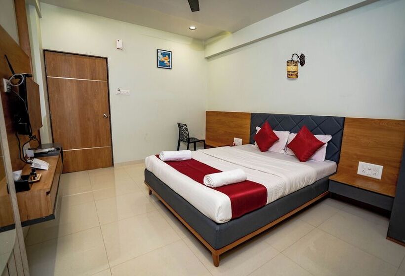 Szálloda Lotus The Lake View Resort