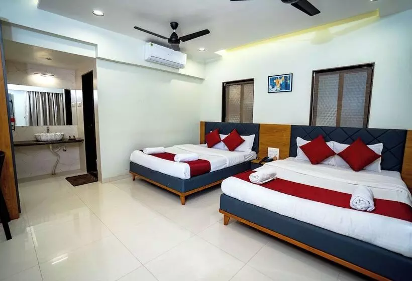 ホテル Lotus The Lake View Resort