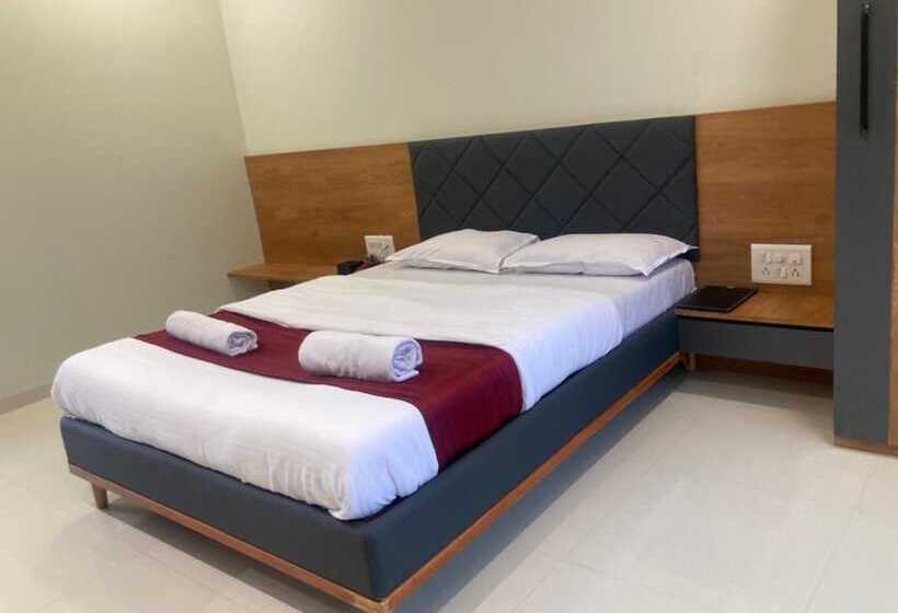 Szálloda Lotus The Lake View Resort