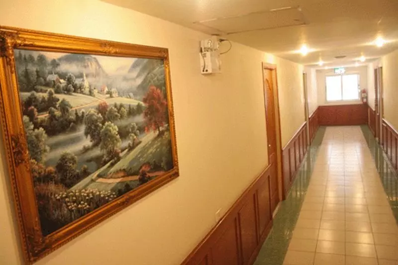 Hotelli Navanakorn Golden View