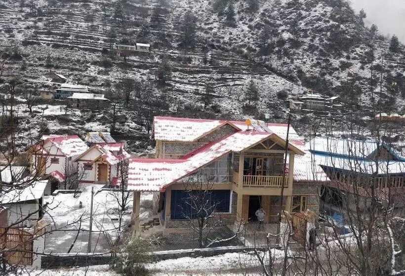 ホテル Offbeat Abodes  Tirthan Valley