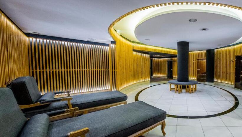 فندق Palac Staniszow