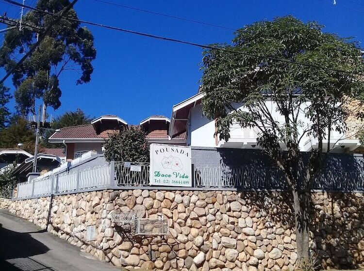 هتل Pousada Doce Vida Campos Do Jordão