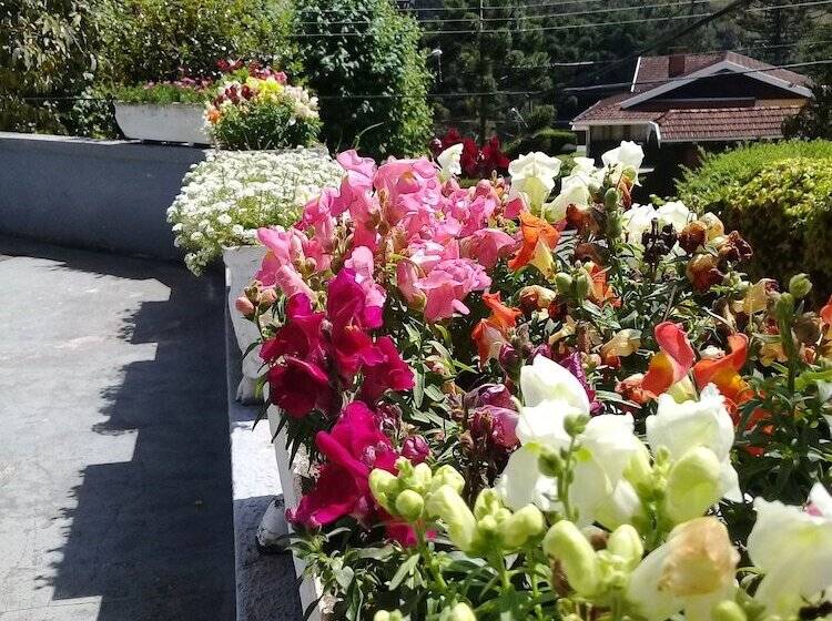 هتل Pousada Doce Vida Campos Do Jordão