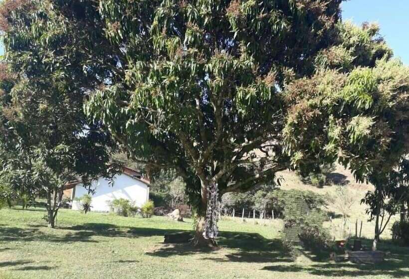 ホテル Pousada Jacutinga