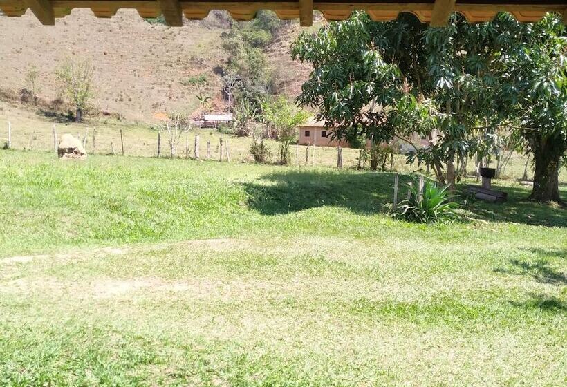 ホテル Pousada Jacutinga