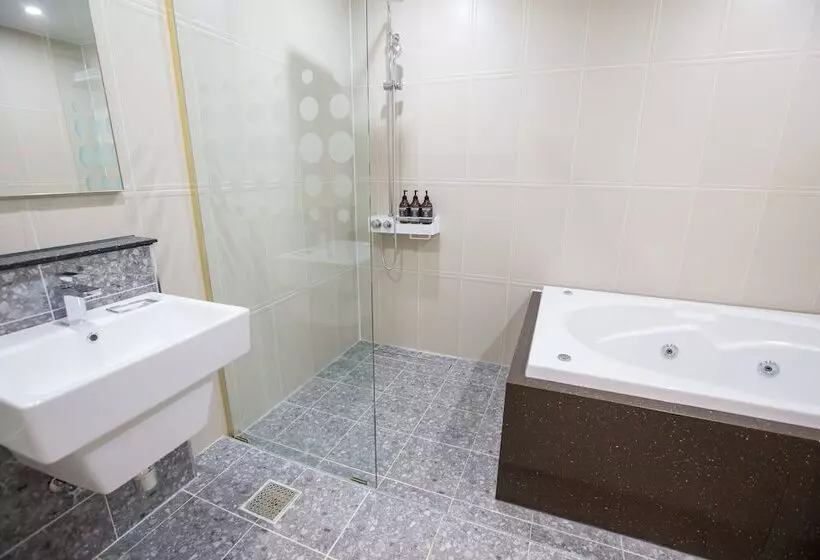 Hotelli Raum Suncheon