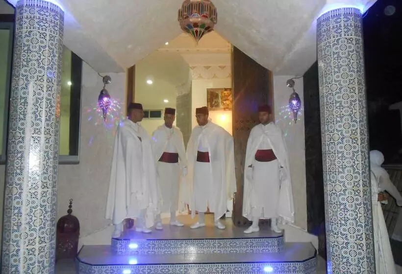 Majatalo Auberge Redaland