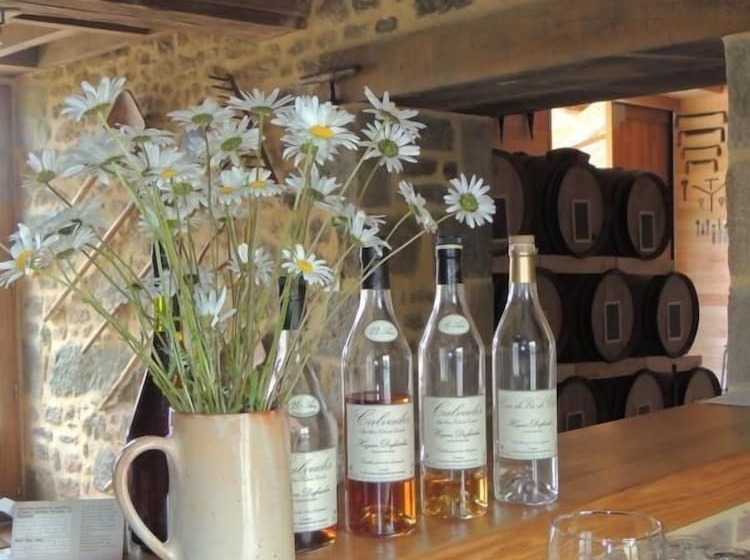 膳宿费 Ferme Cidricole Hugues Desfrièches