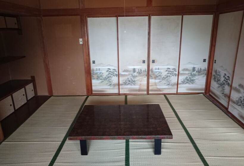 פנסיון Isaburou