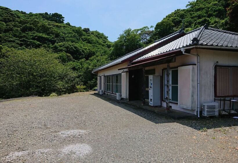 פנסיון Isaburou