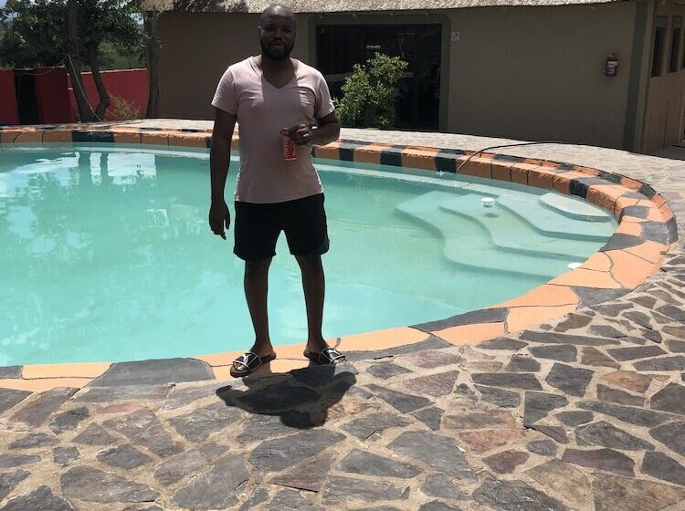 פנסיון Lapeng Lehae Lodge