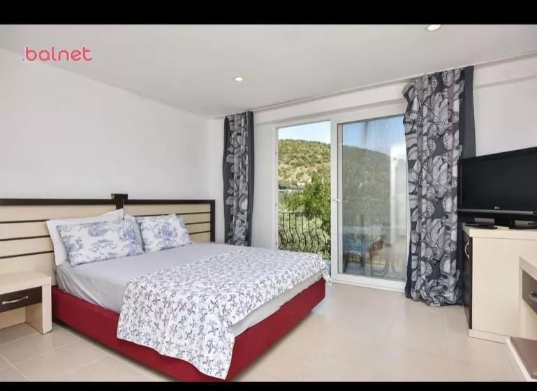 ベッドアンドブレックファースト Adasu Otel