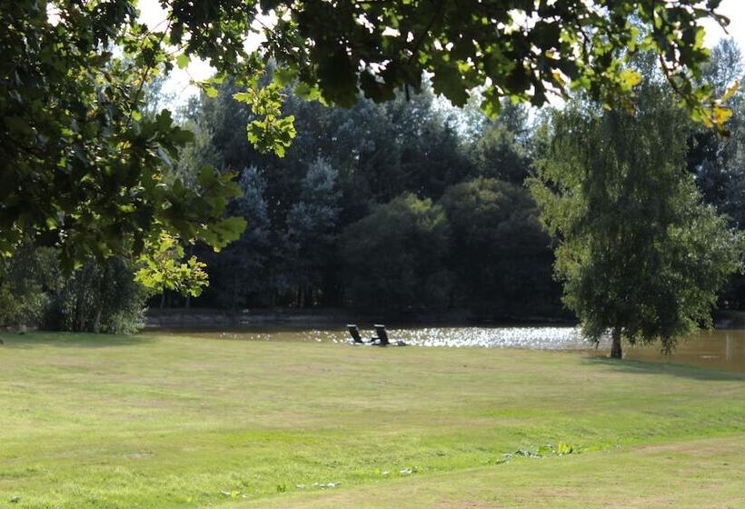 住宿加早餐  Chateau De La Chasse Beauvais