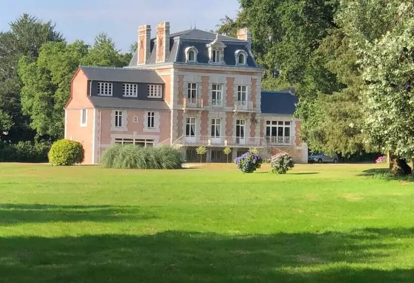 Aamiaismajoitus (B&B) Chateau De La Chasse Beauvais