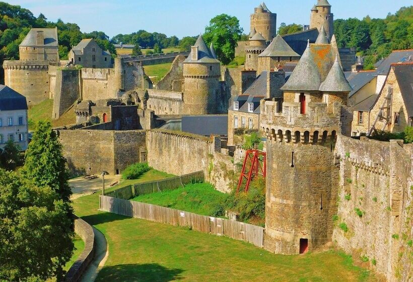 צימר Chateau De La Chasse Beauvais