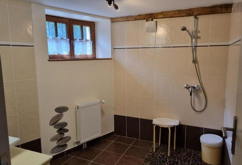 민박 Domaine De La Rue