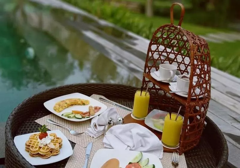 Aamiaismajoitus (B&B) Kompyang Cottage