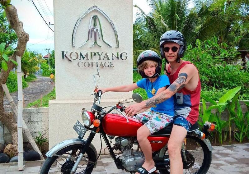 Bed and Breakfast Kompyang Cottage