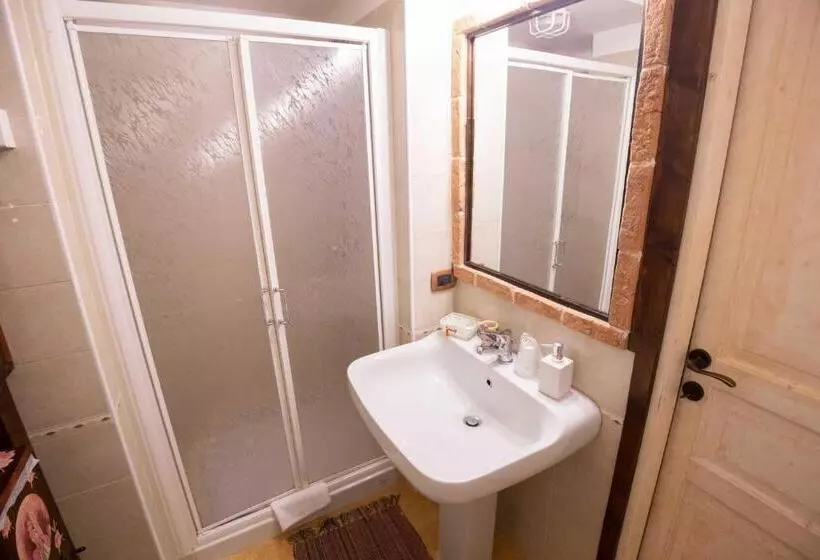 ベッドアンドブレックファースト La Casa In Pietra