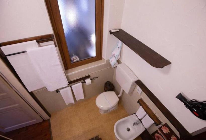 ベッドアンドブレックファースト La Casa In Pietra