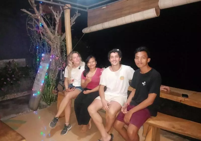 Aamiaismajoitus (B&B) The Rahayu Cottage
